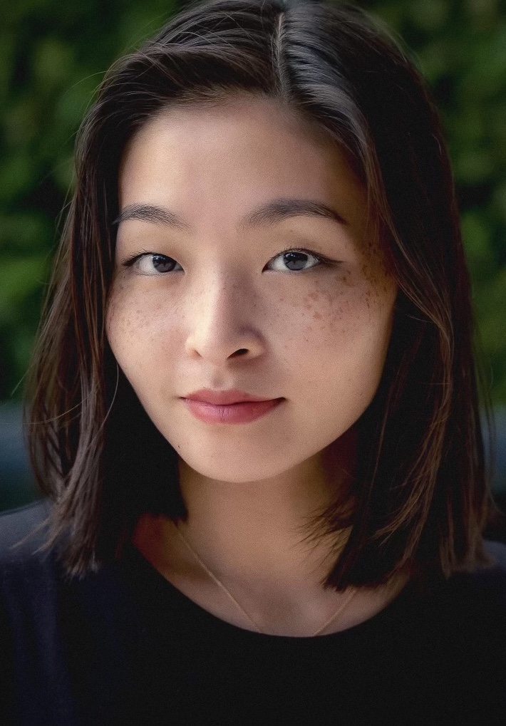 Maia Shibutani Headshot