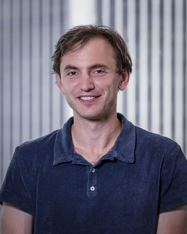 Headshot of Lucas Shaw